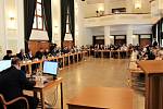 Zasedání ustavujícího zastupitelstva Uherského Hradiště 17. října 2022 v Redutě.