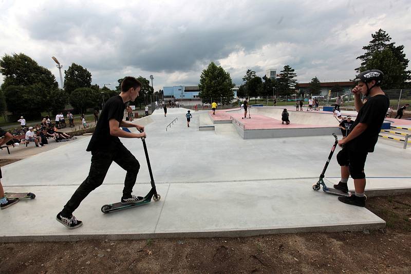 Skatepark v Uherském Hradišti slavnostně otevřeli v pátek 25. června 2021