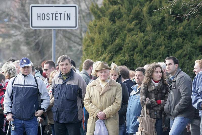 Princ Charles navštívil ekologickou vesnici Hostětín na Uherskobrodsku.