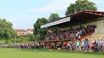 Uherský Brod - Hodonín 2:2 (0:1) Uherský Brod (v červeném).