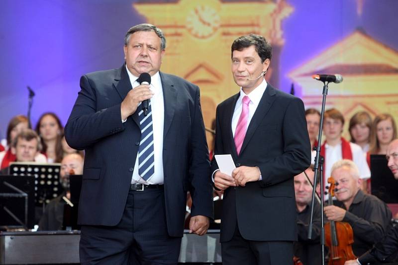 Koncert lidí dobré vůle ve Velehradě - Stanislav Mišák a Pavel Kříž