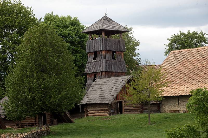 Archeoskanzen v Modré, 15. května 2021