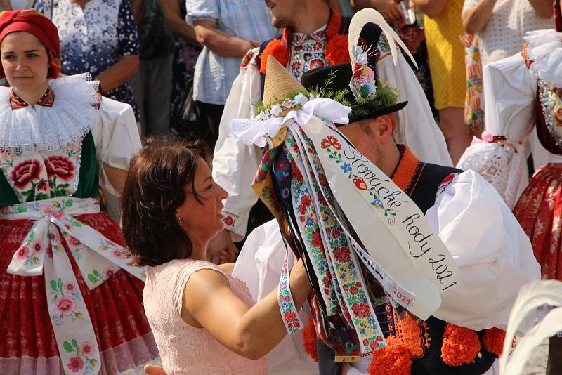 Slovácké hody se stárky v Ostrožské Lhotě