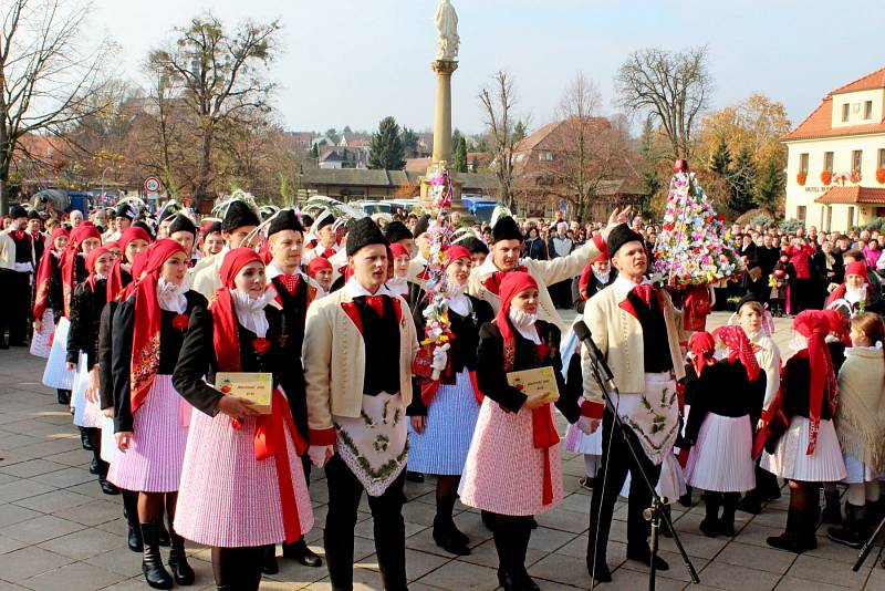 V Buchlovicích budou o víkendu tradiční martinské hody s právem. 