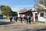 Fotbaloví fanoušci se také v Uherském Hradišti vrátili na ligový stadion.