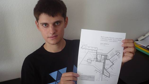 Student Jan Kolařík překvapil zástupce ČSAD promyšlenou koncepcí městské hromadné dopravy