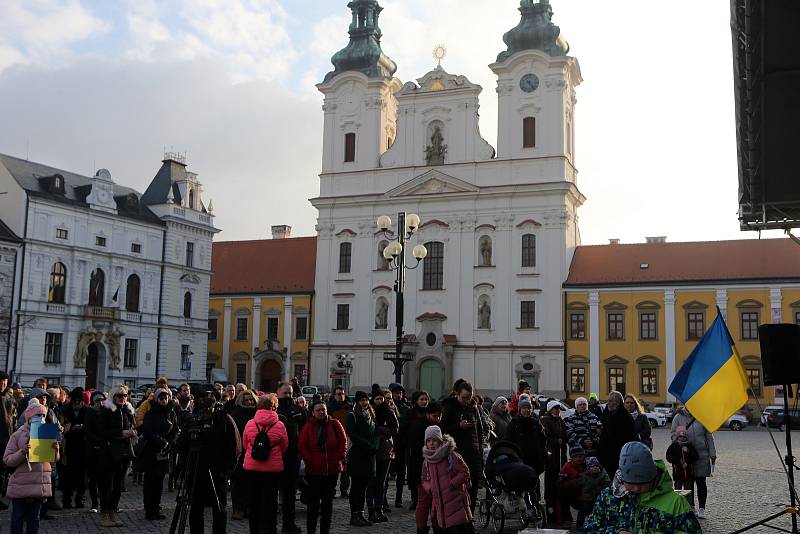 Benefiční koncert Na pomoc Ukrajině na Masarykově náměstí v Uherském Hradišti