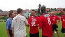 Fotbalový stadion v Dolním Němčí patřil v sobotu 22. června odpoledne už pátému ročníku memoriálu Josefa Přikryla.