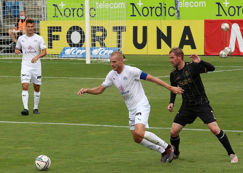 Fotbalisté Slovácka (v bílých dresech) doma ve 2. kole FORTUNA:LIGY hostili Jablonec.