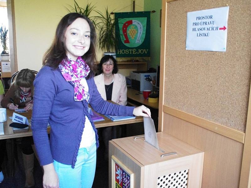 Prvovolička z Hostějova Terezie Vaculíková, která dosáhla 18 let den před volbami, ve čtvrtek 24. října.