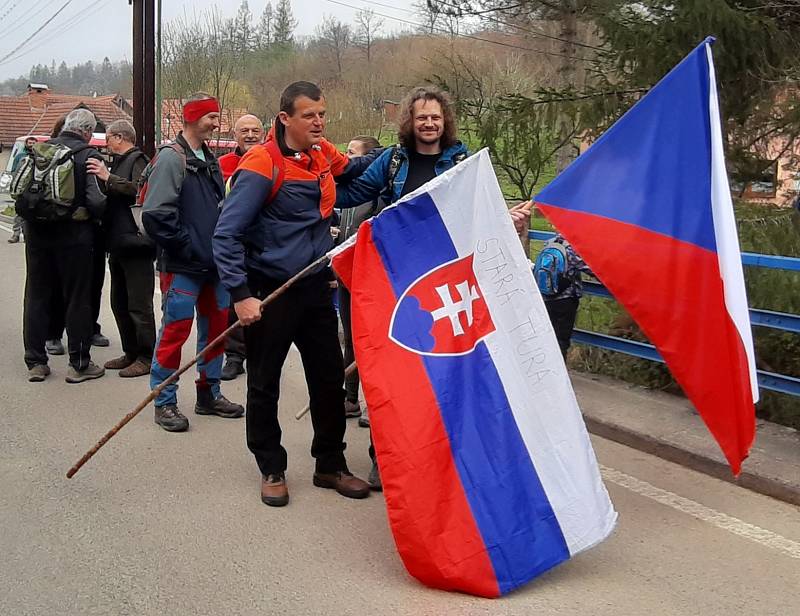 Prvomájový anticovidový výstup na Velkou Javořinu.