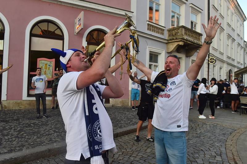 Fanoušci Slovácka sledovali v Pivnici Krček finále českého fotbalového poháru MOL Cup.