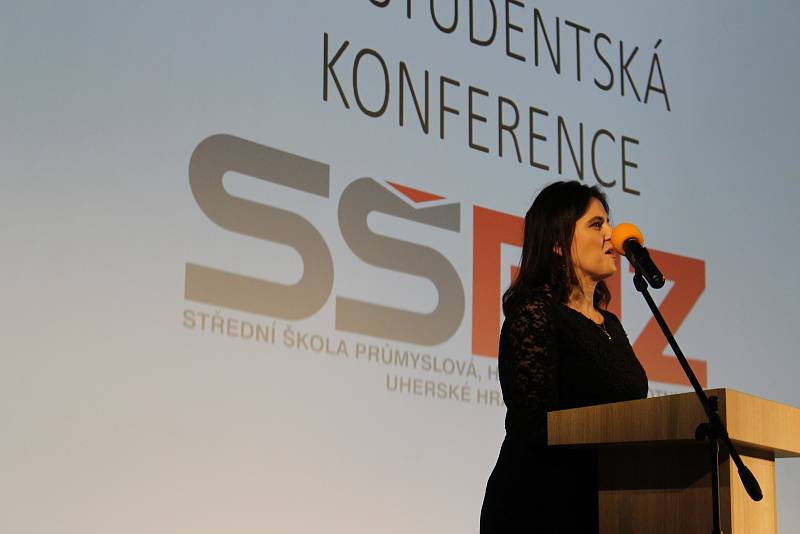 Kino Hvězda se zaplnilo studenty, konala se tam 62. ročník studentské konference