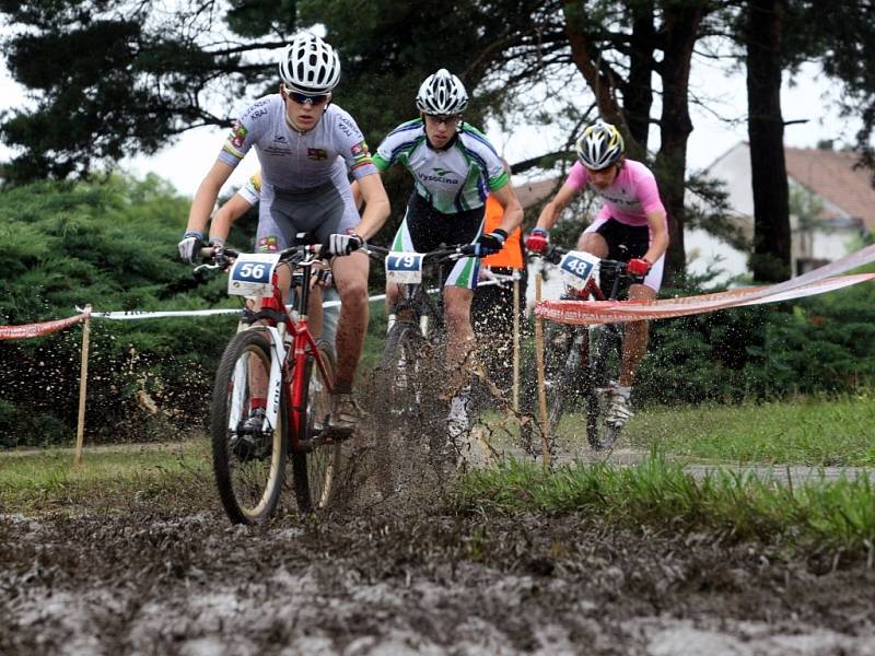 Hry VI. letní olympiády dětí a mládeže ČR ve Zlínském kraji. cyklistika MTB sprint sport. areál gymnázia ve Starém Městě