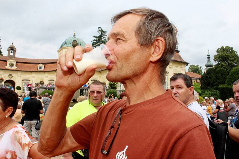 Festival česneku v Buchlovicích si nenechalo ujít pět tisíc lidí