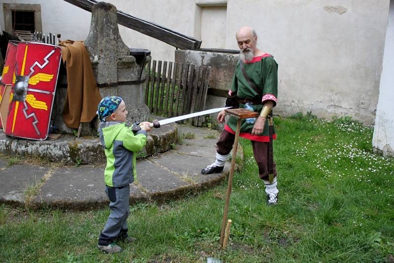 Bohatý předprázdninový program připravila dětem na sobotu Správa hradu Buchlov.