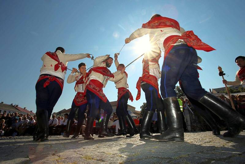 Slavnosti vína 2016 v Uherském Hradišti. Slavnostní průvod.