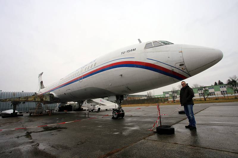 Restaurování letadla TU-154 M v leteckém muzeu v Kunovicích.