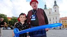 Magic festival 2018 v Uherském Hradišti. Kouzelné náměstí na Masarykově náměstí. Jura Balonfuk