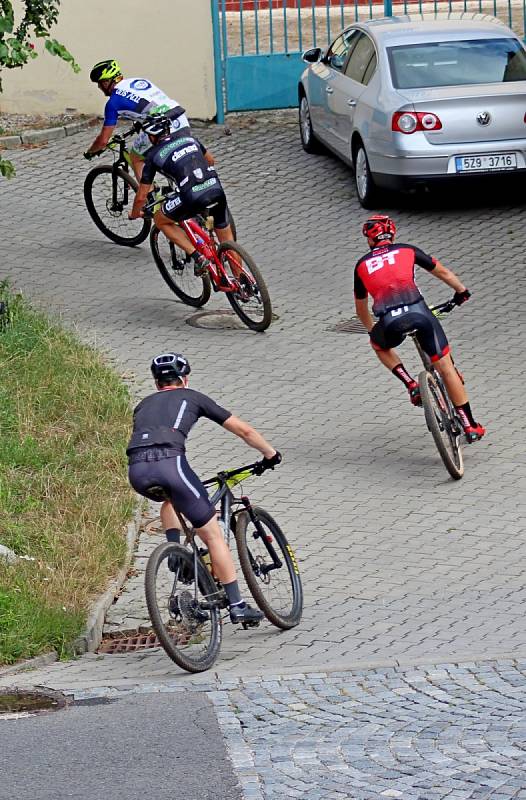 Na hřišti v Salaši měl start a cíl závod na 32 a 63 km s názvem Salašský drtikol.