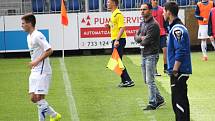 26. kolo MSFL, neděle 15. 5. 2016, Městský fotbalový stadion Miroslava Valenty seniora  1.FC Slovácko B – Zlín B (v bílém) 1:1 (1:0)