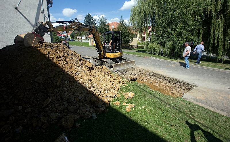 Leteckou pumu ve Strání nenašli.