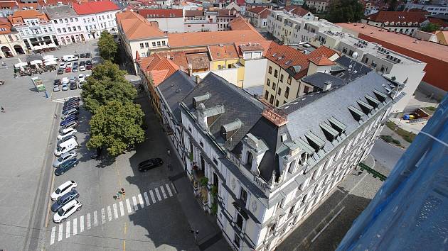 Radnice a centrum Uherského Hradiště z ptačí perspektivy. Ilustrační foto