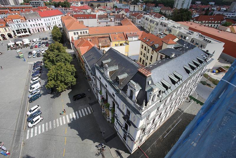 Radnice a centrum Uherského Hradiště z ptačí perspektivy. Ilustrační foto