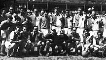 Pražské Dynamo (Slavia) se ve Vlčnově představilo v roce 1955.