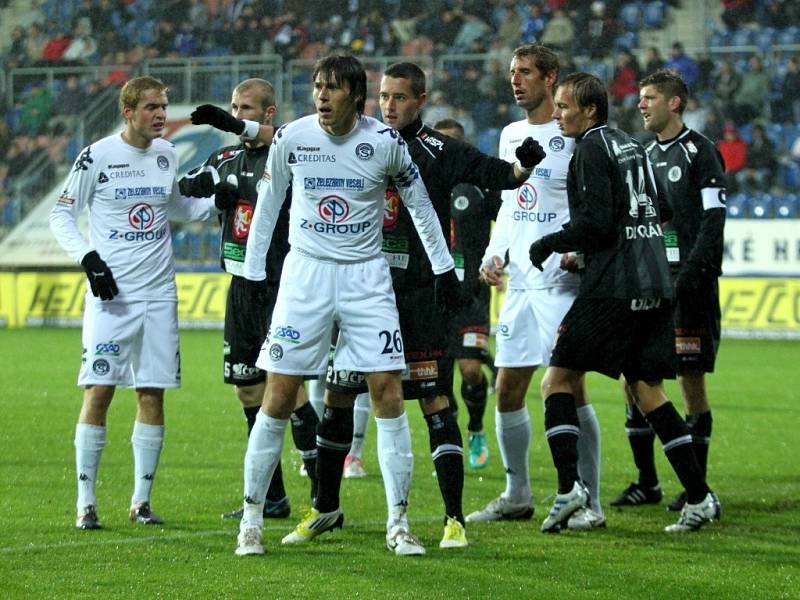 1. FC Slovácko vs. Hradec Králové - Vpředu Jan Trousil