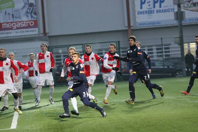 Přípravný zápas. 1. FC Slovácko - HS Kroměříž 7:1 (Slovácko v tmavém). 