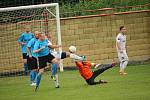 Fotbalisté Jarošova porazili Sušice (v modrém) 3:1.