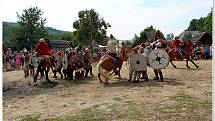 V Archeoskanzenu Modrá vzplanuly o víkendu boje o Veligrad