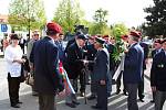 SLAVNOST. Odhalení pamětní desky válečným veteránům z Buchlovic se zúčastnilo na tři stovky občanů, současných a bývalých vojáků a důstojníků.