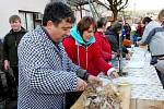 ZABIJAČKA. V Boršicích měli na zabijačkové speciality připraveno 350 kilo vepřového masa.