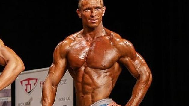 Kulturista Svatopluk Šimáček se na Grand Prix Fitness Brno 2018 probojoval v kategorii physique man nad 182 centimetrů do finále.