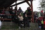 Fotbalisté Jalubí (žlutočerné dresy) v semifinále Poháru OFS Jarošovský pivovar zdolali Nedakonice 3:0.