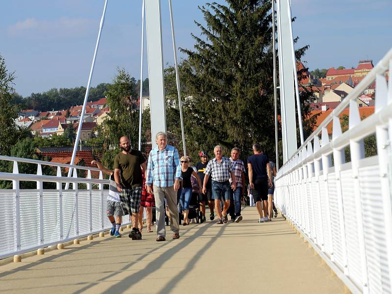 Slavnostní otevření lávky Všezvěd v Uherském Brodě.