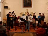 Vánoční koncert cimbálové muziky Džbánek.