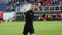 Fotbalisté Jalubí (žlutočerné dresy) zdolali ve finále Poháru OFS Jarošovský pivovar Stříbrnice 7:1. Utkání na stadionu ligového Slovácka sledovalo 1234 diváků.