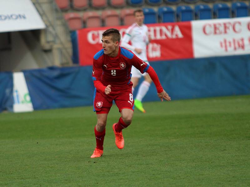 Odchovanec Slovácka a hráč PSV Eindhoven Michal Sadílek patřil v kvalifikačním zápase U21 proti Litvě k nejlepším hráčům.