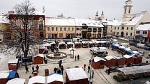Vánoční trhy na náměstí v Uherském Brodě. Ilustrační foto.