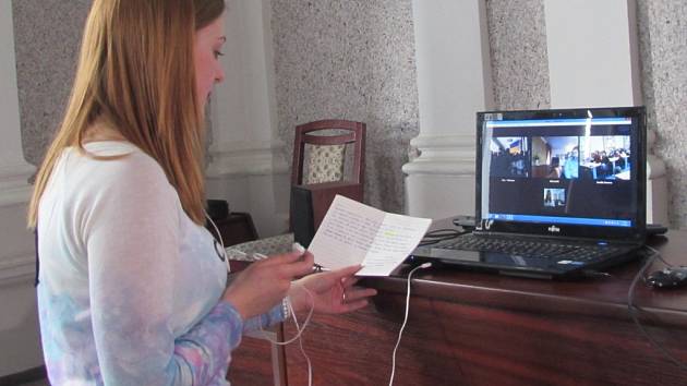 Díky webkamerám poznali hradišťští a brodští studenti kolegy z Ukrajiny.