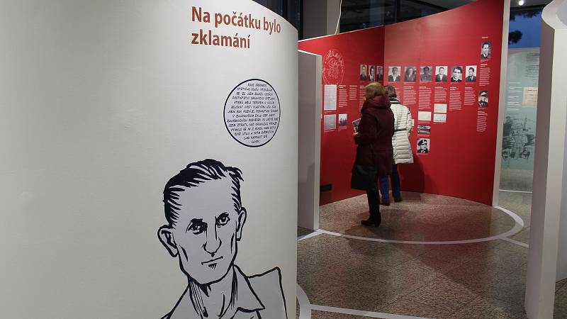 Jeden z nejdůležitějších příběhů protikomunistické rezistence přibližuje ve foyer kina Hvězda v Uherském Hradišti rozsáhlá výstava s názvem Případ Světlana. Proměny obrazu třetího odboje. Vernisáž.