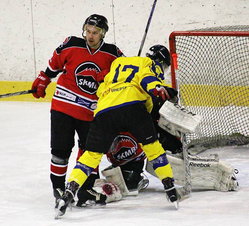 Hokejisté HC Uherský Brod prohráli ve druhém utkání čtvrfinále playoff Krajské ligy s Boskovicemi 3:5.