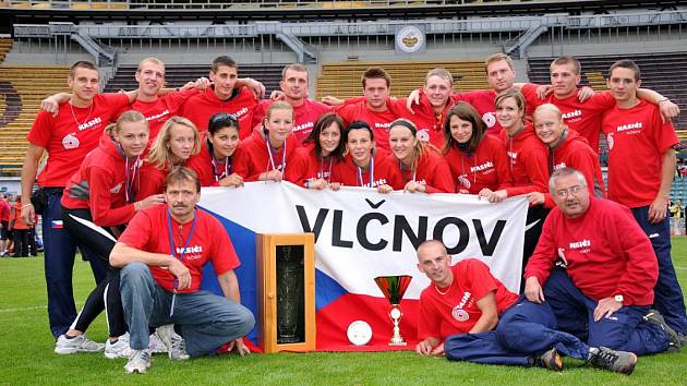 Výprava Vlčnova zanechala na Mistrovství České republiky družstev sborů dobrovolných hasičů Sdružení hasičů Čech, Moravy a Slezska (SDH SH ČMS) v požárním sportu pro rok 2010 hlubokou stoupu, ženy si dokonce odvezly zlaté medaile. 