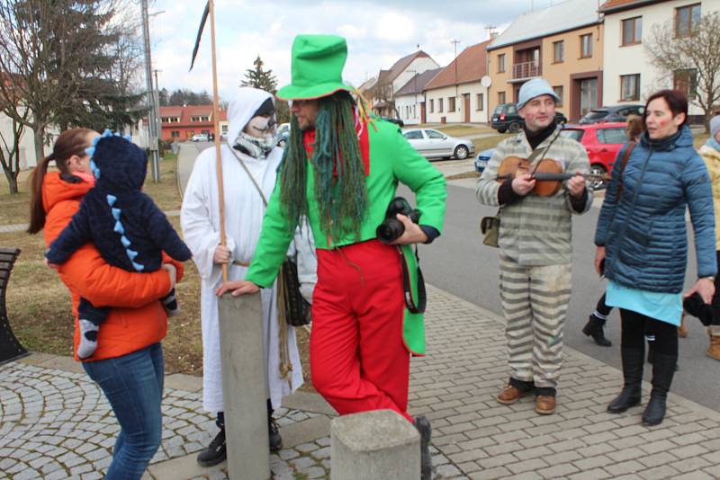 Masopust se zabijačkou v Nivnici.