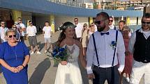 Fotbalista Slovácka C Fermin Sánchez se loni v říjnu oženil na Kanárských ostrovech.