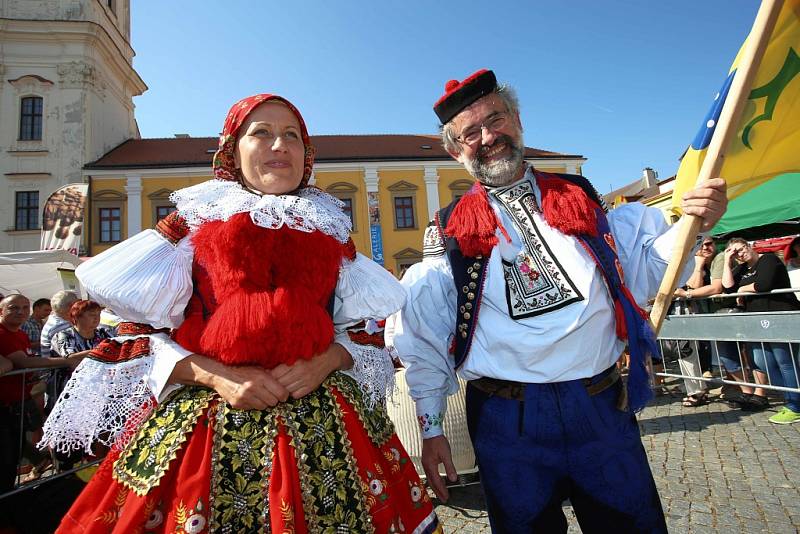 Slavnosti vína 2016 v Uherském Hradišti. Slavnostní průvod.