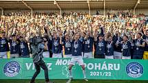 Finále českého fotbalového poháru MOL Cupu: 1. FC Slovácko - Sparta Praha, 18. května 2022 v Uherském Hradišti. Fotbalisté Slovácka slaví první velkou trofej.